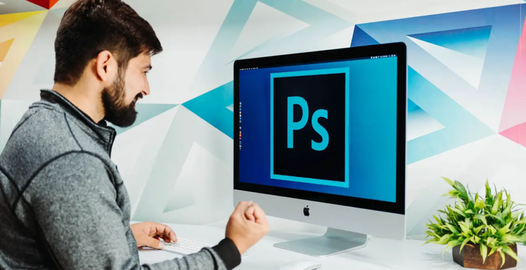 Обучение на онлайн-курсе Adobe Illustrator, Adobe Photoshop или Adobe Lightroom от студии Learncours
